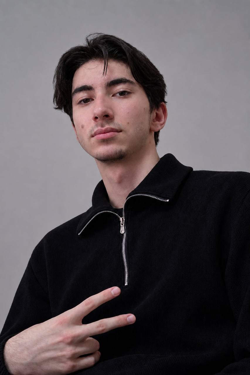Портрет: Эдуард Кишмахов